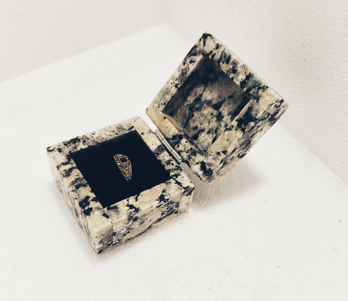 Rockville White Granite Ring Box a beautiful box perfect for a proposal or display a perfect keepsake that will be treasure forever
