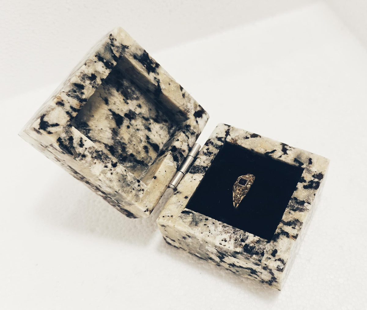 Rockville White Granite Ring Box a beautiful box perfect for a proposal or display a perfect keepsake that will be treasure forever