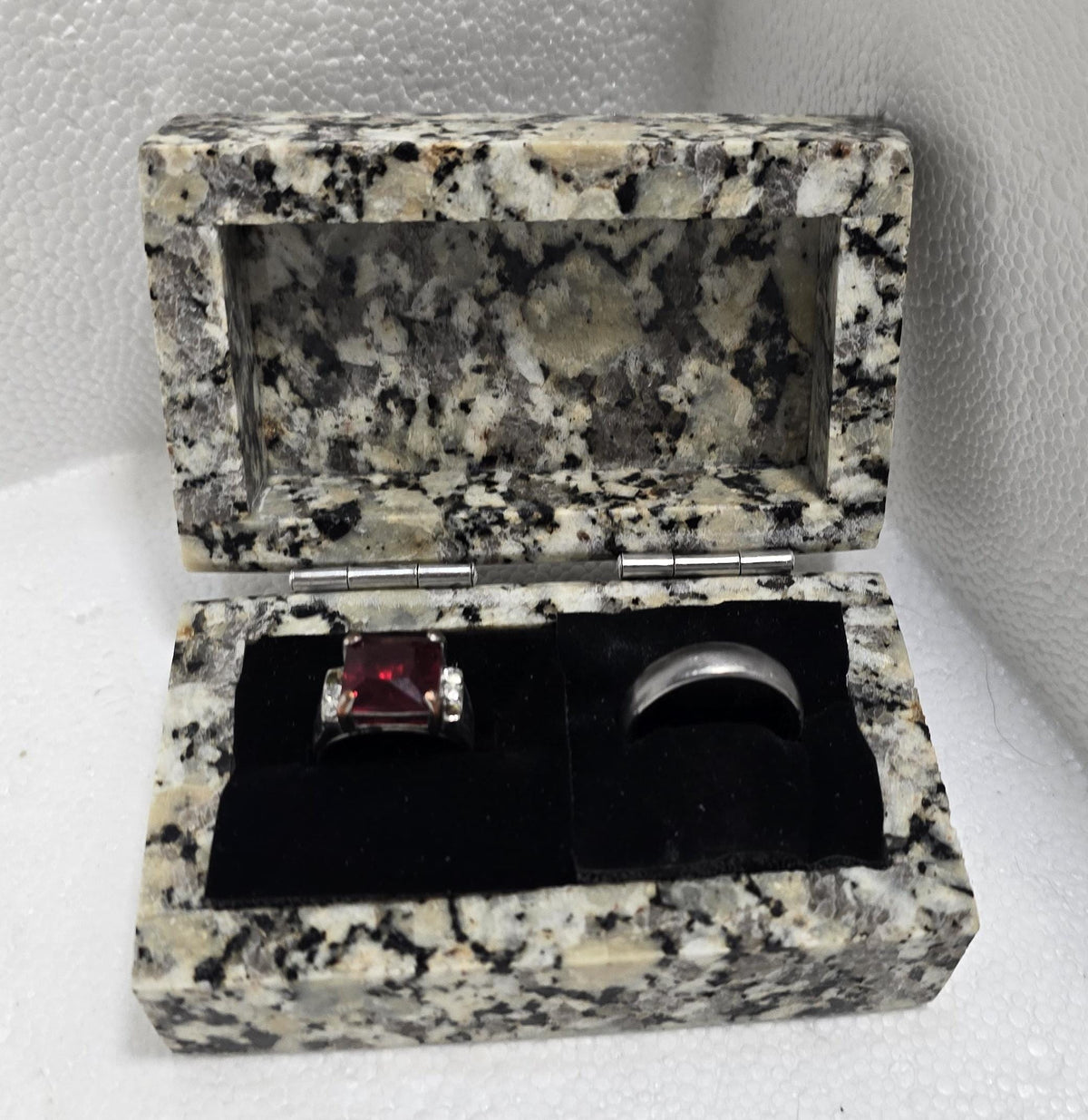 Rockville White Granite Double Ring Box a beautiful box perfect for a proposal or display a perfect keepsake that will be treasure forever