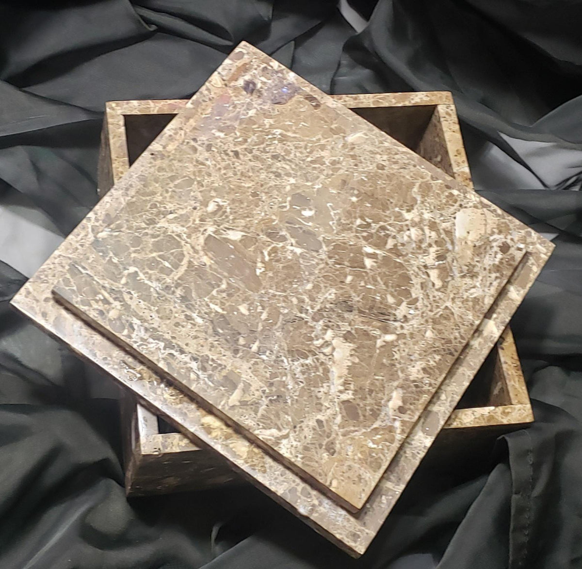 Handmade Marble Box  7 3/4"×7 3/4" height 3 5/8" Available in a variety of stone types and colors Free Shipping personalization available